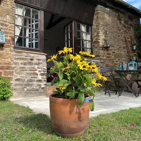 Сasa de vacaciones Tranquil Renovated Barn With Original Details