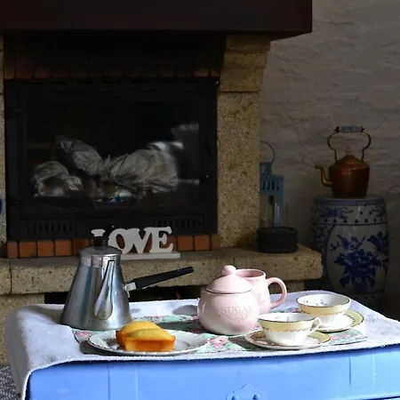Сasa de vacaciones Tranquil Renovated Barn With Original Details